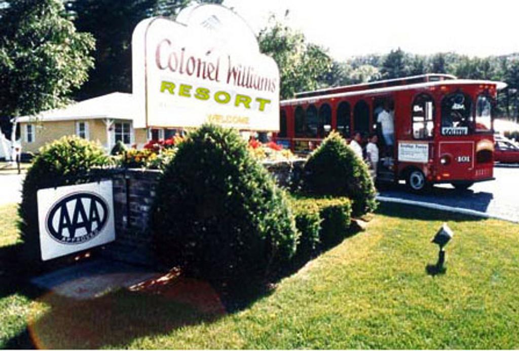 Colonel Williams Resort And Suites 레이크 헤오르헤 외부 사진